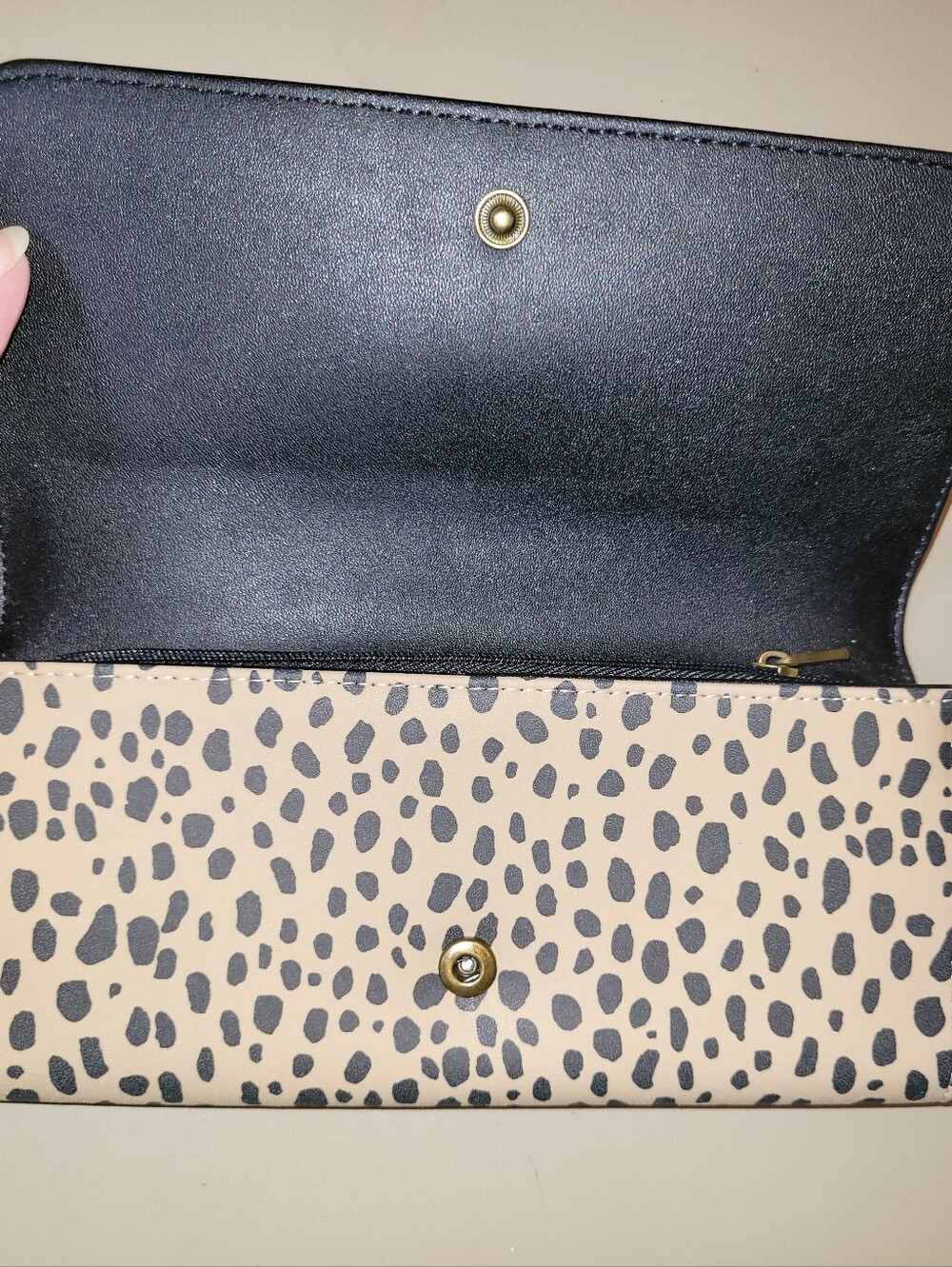 NWT Universal Thread Leopard Print Wallet. - Picture 3 of 4